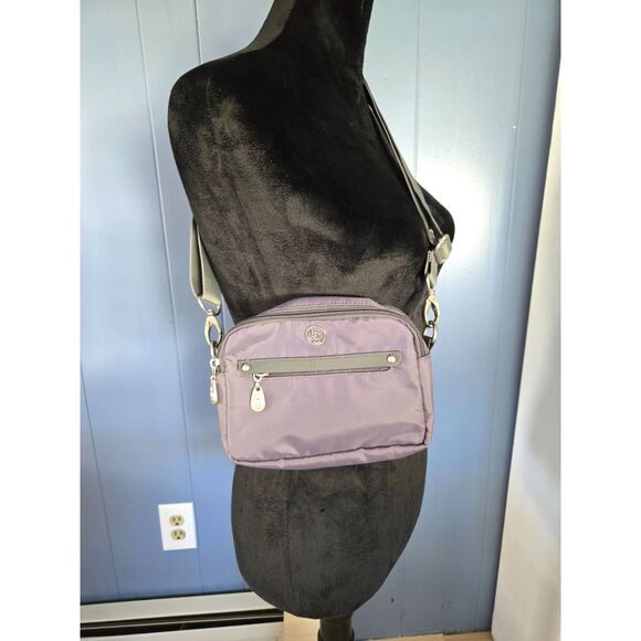 Baggallini Oakland Crossbody Water Resistant Bag New Without Tags In Medium Gray - Picture 9 of 9